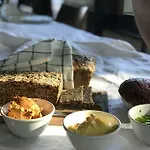 Panzió Lipowy Dom Piecki