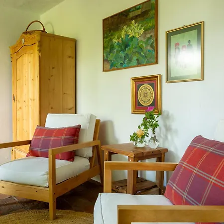 Bed & Breakfast Lipowy Dom