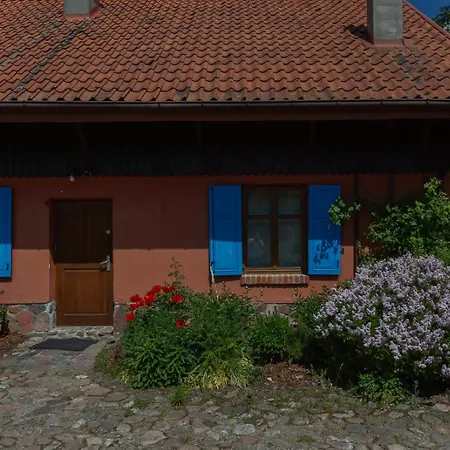 Lipowy Dom Piecki (Warmian-Masurian)