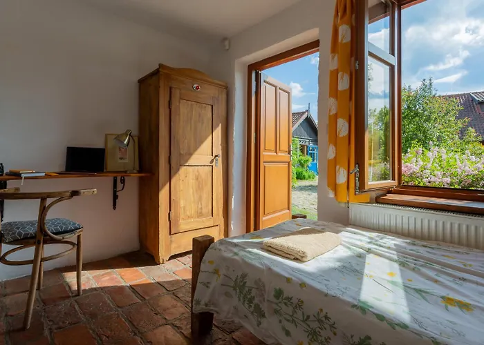 Lipowy Dom Bed & Breakfast